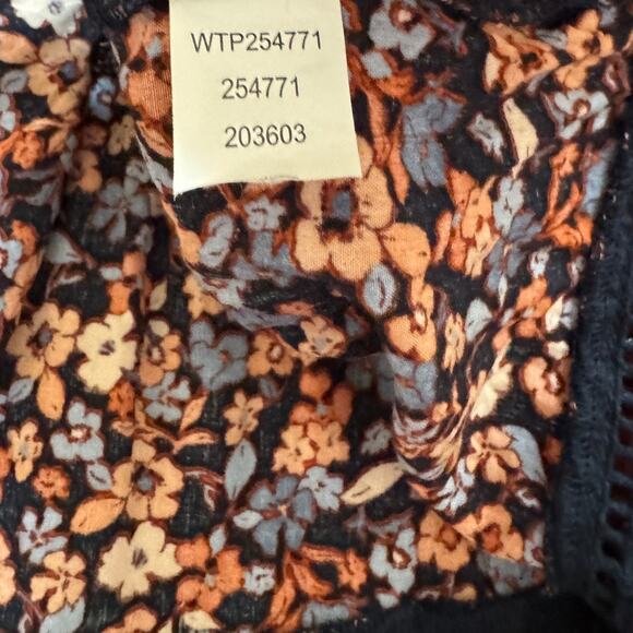 J Jill Floral Blouse Tiered Tunic Boho Cottage Smocked Long Sleeve Womens Large - Picture 8 of 8